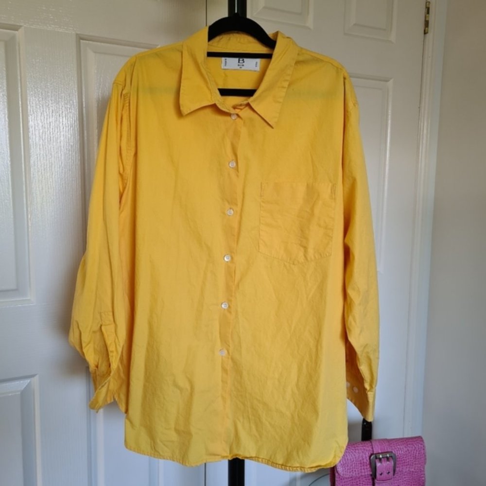 CIRCUIT Fitness Black Blouse Size L Pilate Crop Tops Yoga